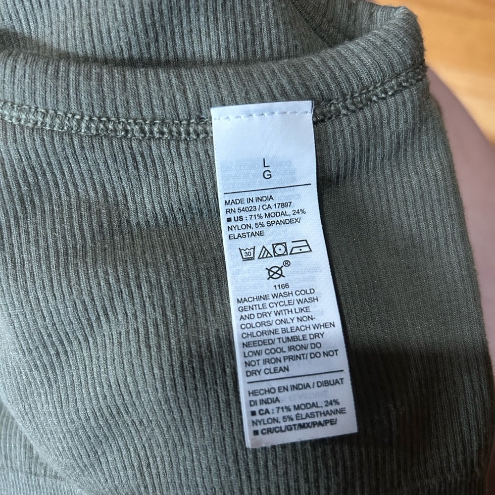 Old Navy Active Olive Ribbed Top
